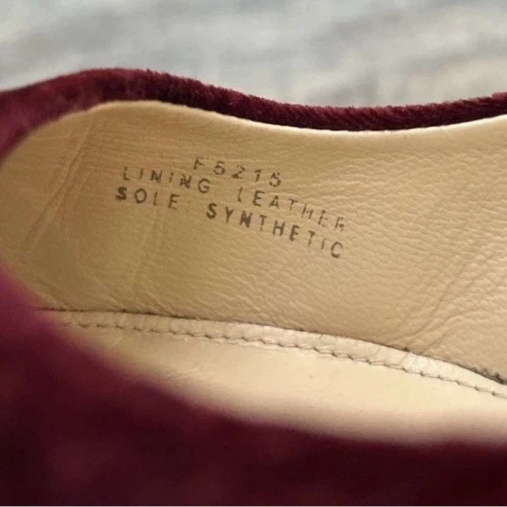 J.Crew women’s US 9.5 burgundy velvet block heel pumps point toe Italy made - Picture 4 of 16